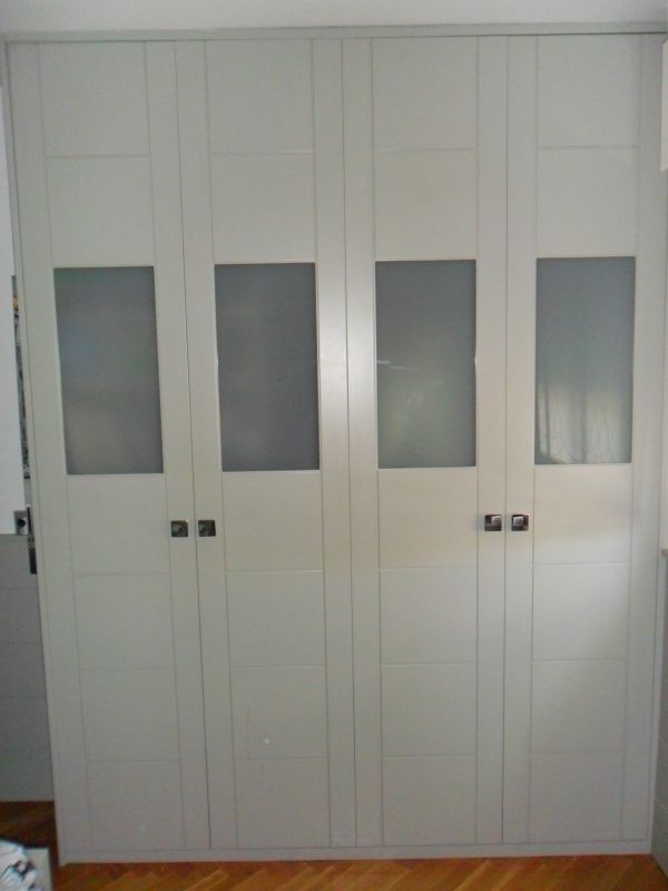 FA94 FRENTE LINEAS VERTICALES Y HORIZONTALES LACADO BLANCO Y CRISTAL ACIDO