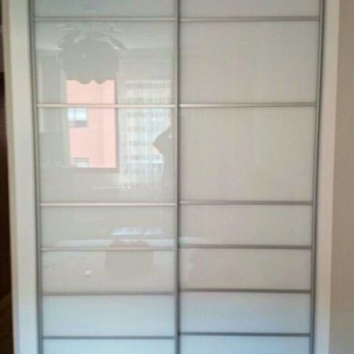 FC96 FRENTE CORREDERO JAPONES CRISTAL LACADO BLANCO. PERFILES ALUMINIO Y REMATES LACADO BLANCO