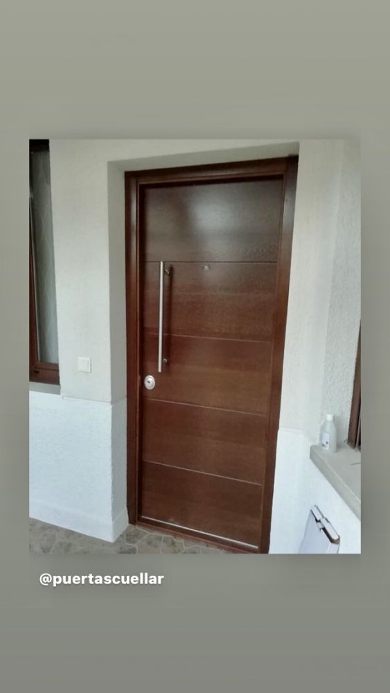 PA40 PUERTA ACORAZADA EXTERIOR 5 PAÑOS PVC