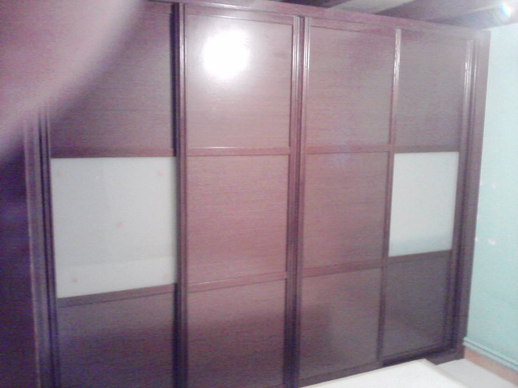 FC192 FRENTE CORREDERO JAPONES WENGE Y CRISTAL LACADO BLANCO. PERFILES WENGE