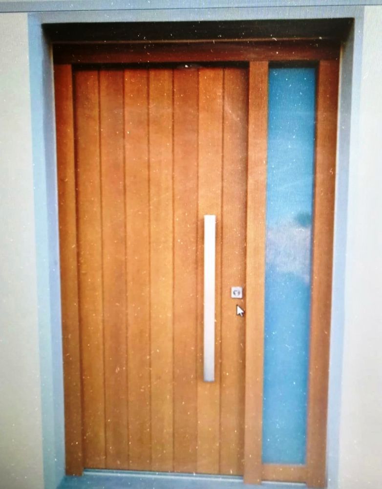 PA31 PUERTA ACORAZADA PARA EXTERIOR ALUMINIO LINEAS HORIZONTALES CON FIJO LATERAL