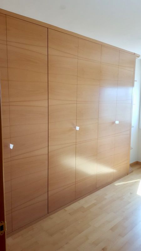 FA131 FRENTE ABATIBLE CEREZO LISO VETA HORIZONTAL