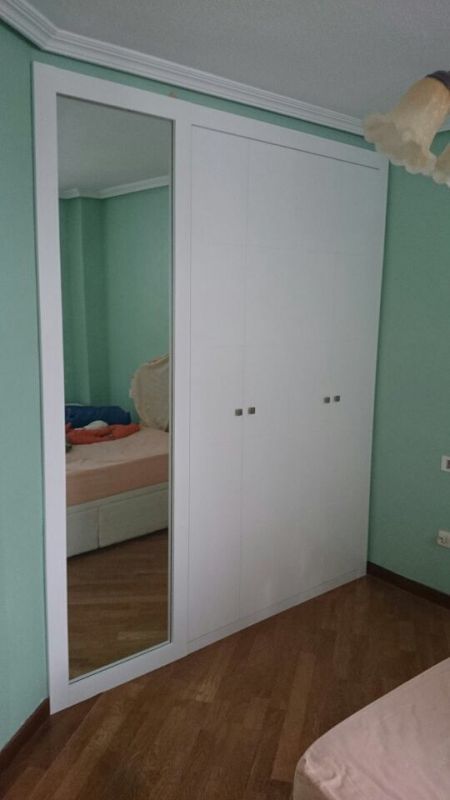 FA55 FRENTE LACADO LINEAS CON FIJO DE ESPEJO