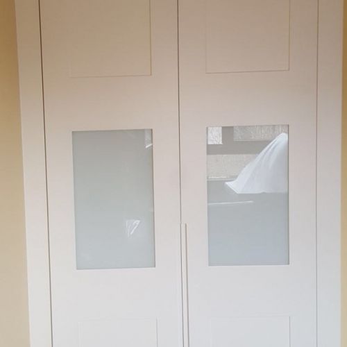FA88 FRENTE PLEGADO CUADROS LACADO BLANCO Y CRISTAL