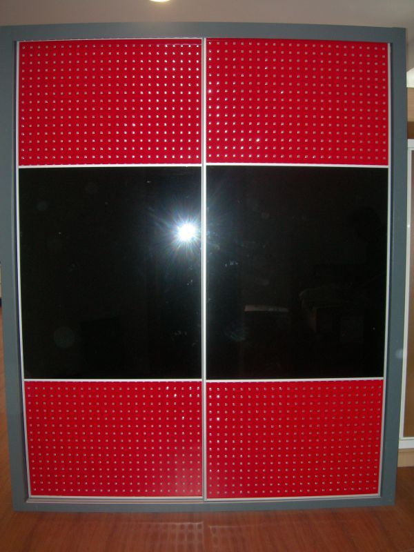 FC207 FRENTE CORREDERO ECO DISEÑO CUADRADOS ROJO Y CRISTAL LACADO NEGRO