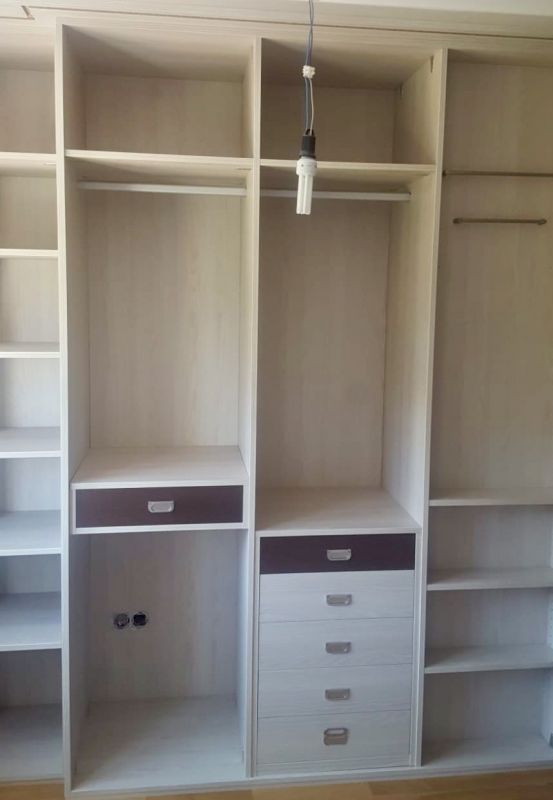 VE16 VESTIDOR MELAMINADO CAJON VOLADO