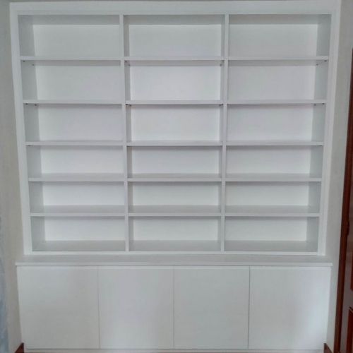MU142 MUEBLE LACADO PUERTAS Y ESTANTERIAS