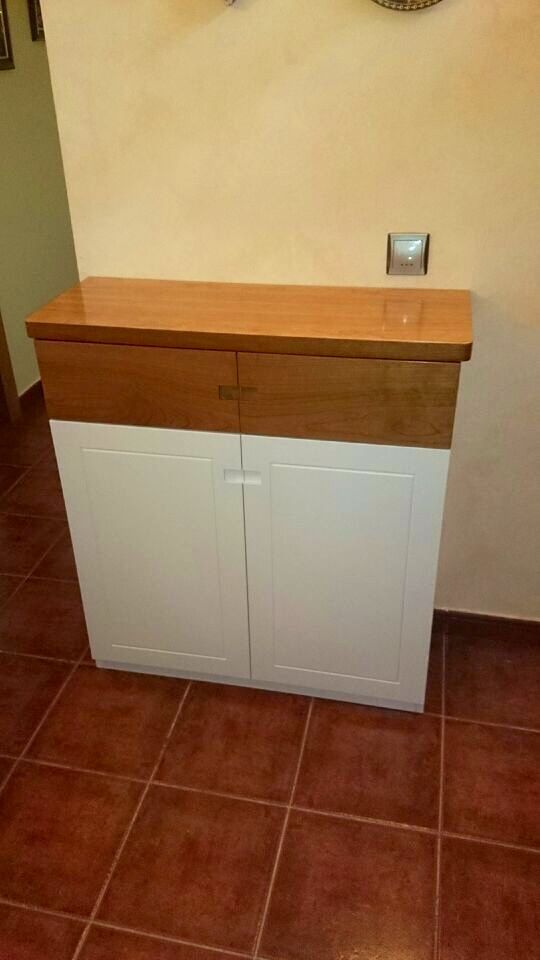 MU114 MUEBLE ZAPATERO CON CAJONES COMBINADO MADERA Y LACADO BLANCO