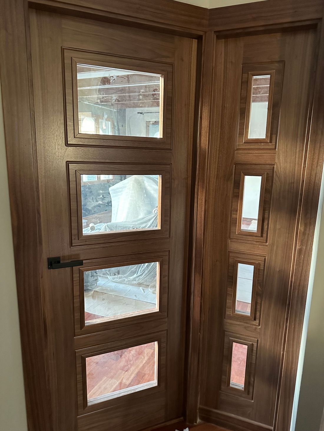 PI76 PUERTA VIDRIERA MOD ARRUI NOGAL