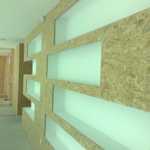 MU133 DECORACION DE ESTANCIA CON TABLERO OSB