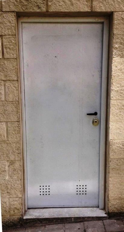 PA48 PUERTA ACORAZADA DE TRASTERO