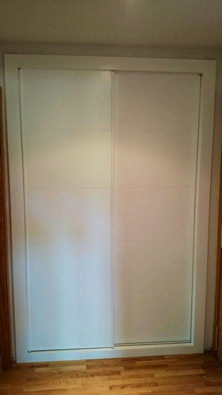 FC37 FRENTE CORREDERO LACADO LINEAS. PERFILES LACADO BLANCO