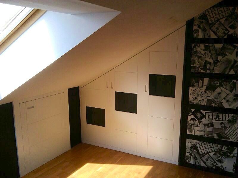 AB2 FRENTE LACADO LINEAS CON CRISTAL LACADO NEGRO Y FRENTE LINEAS CON UÑERO. DECORADO DE CINE