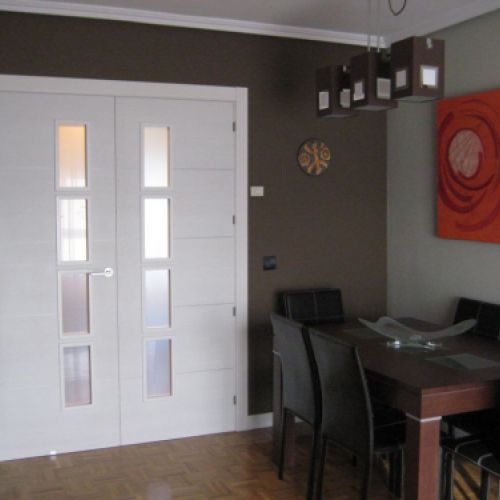 PI21 PUERTA VINILO DOBLE 4 VIDRIOS LATERALES MODELO 2003 BLANCO SAVIA