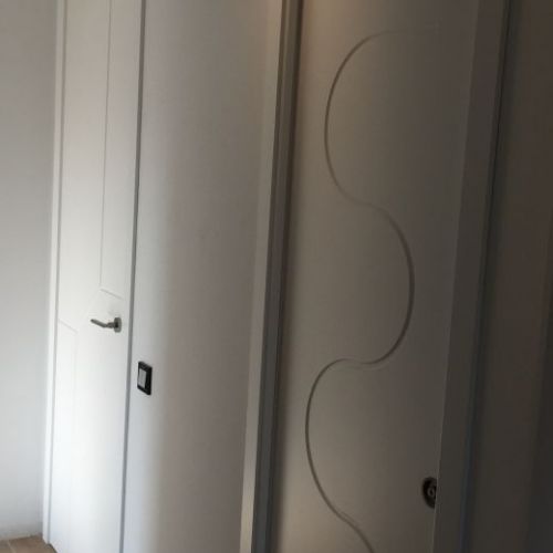 PI73 PUERTA CIEGA LACADA MOD