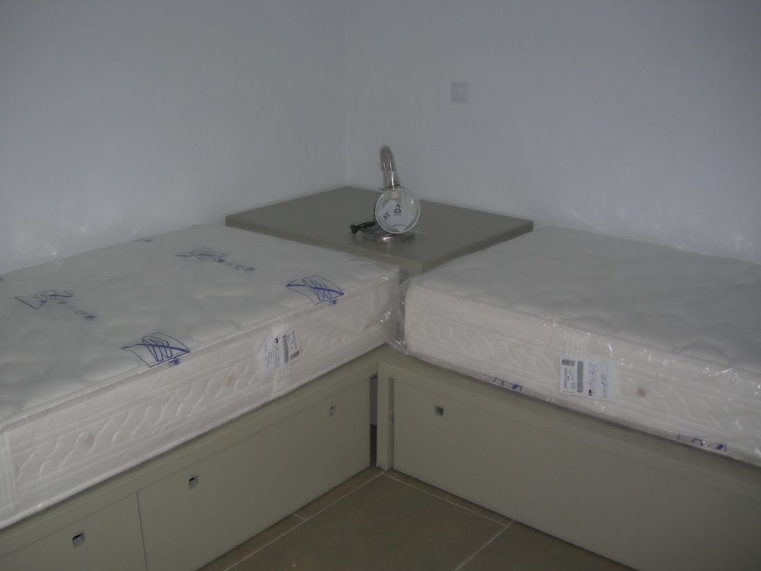 MU25 CAMAS NIDO CON CAJONES INFERIORES LACADAS EN GRIS