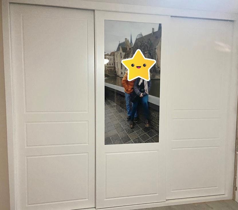 FC21 FRENTE CORREDERO CUADROS LACADO CON FRESADO 2 DE MAYO CON FOTOGRAFIA