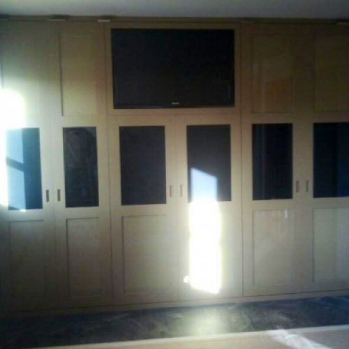 FA49 FRENTE CUADROS HAYA VAP Y CRISTAL LACADO NEGRO CON TV INTEGRADA