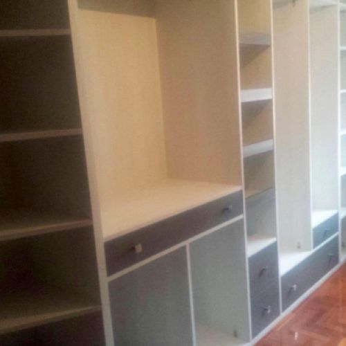 MU45 MUEBLE SALON LACADO BLANCO CON DETALLES EN MADERA