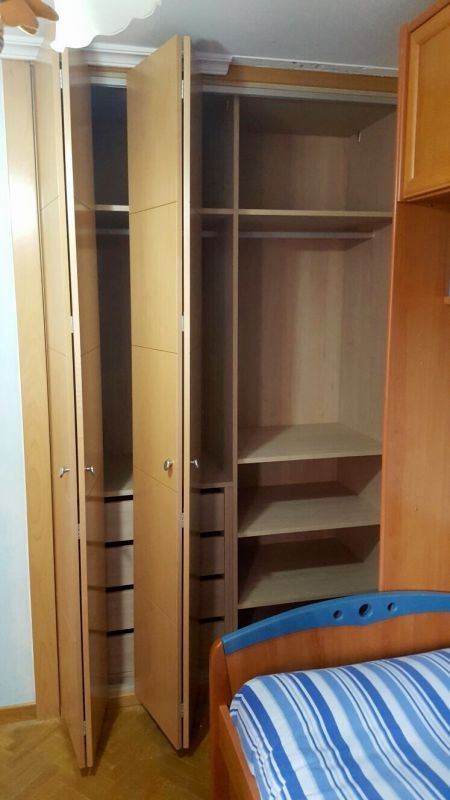 IA95 INTERIOR MELAMINADO HAYA ROPA CORTA   CAJONES, Y ROPA CORTA   BALDAS