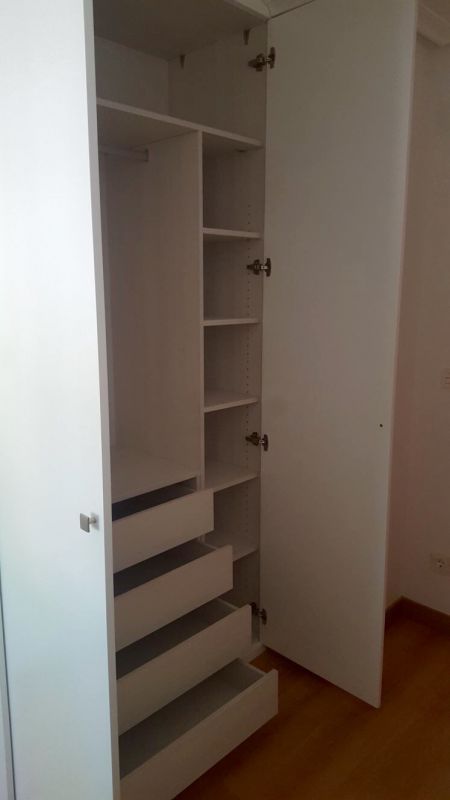 IA83 INTERIOR OREGON SIENA CAJONES   BALDAS