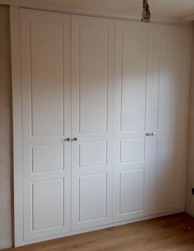 FA79  FRENTE ABATIBLE CUADROS DESIGUALES FRESADO LACADO BLANCO