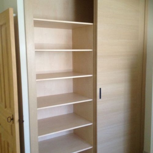IA149 INTERIOR CON BALDAS REGULABLES