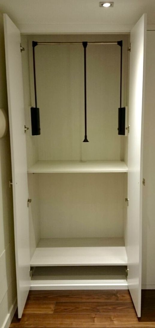 IA56 INTERIOR CON SOPORTE ELEVADOR PARA APROVECHAR EL ALTILLO