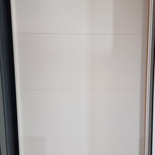 FC35 FRENTE CORREDERO LACADO LINEAS PERFILES BLANCO