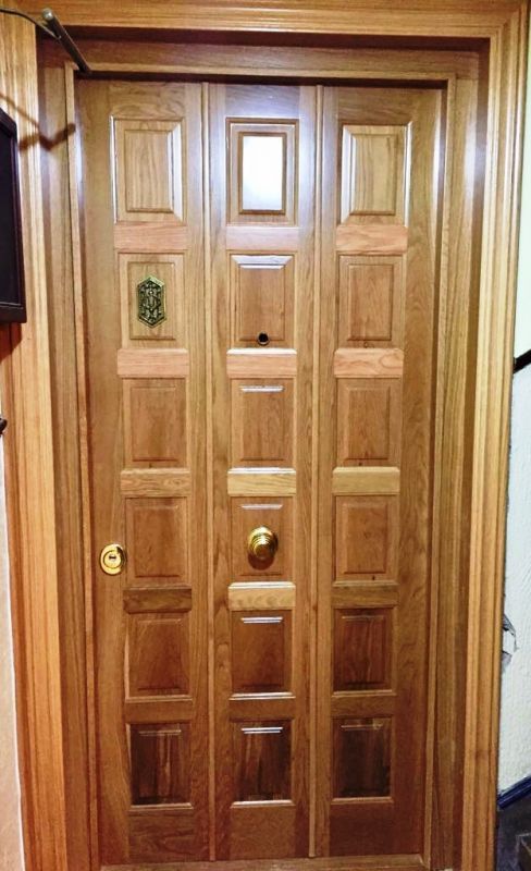 PA25 PUERTA ACORAZADA CASTELLANA IMITANDO LA PUERTA ORIGINAL