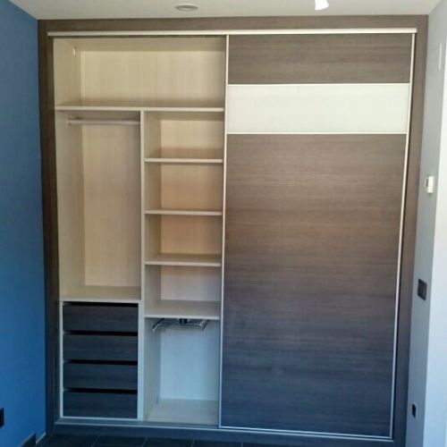 IA171 INTERIOR CON CAJONERA ABIERTA BICOLOR Y PANTALONERO EXTRAIBLE