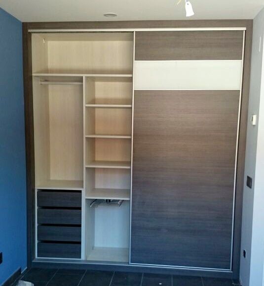 IA171 INTERIOR CON CAJONERA ABIERTA BICOLOR Y PANTALONERO EXTRAIBLE