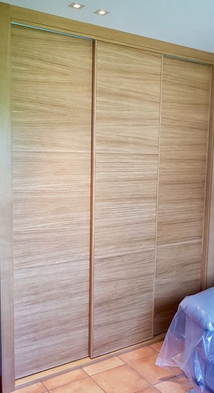 FC140 FRENTE CORREDERO ROBLE ECO