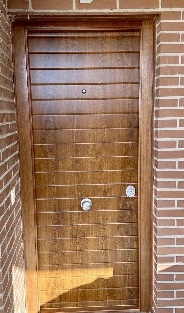 PA59 PUERTA ACORAZADA ESTRIAS HORIZONTAL