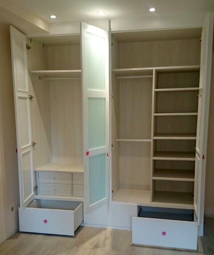 IA103 INTERIOR HAYA BLANCA CON DOBLE CAJONERA, BALDAS Y DOBLE DE CORTA