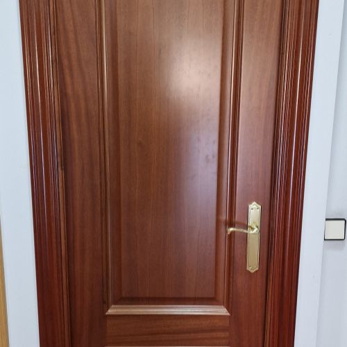 PI129 PUERTA SAPELLY MODELO PROVENZAL
