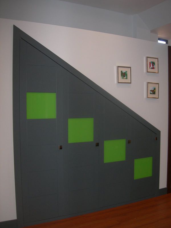 FA96 FRENTE ABUHARDILLADO LACADO GRIS LINEAS Y CRISTAL LACADO VERDE