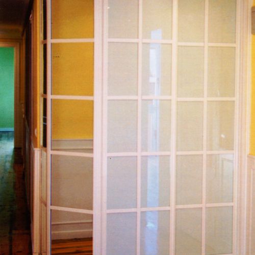 FC116 FRENTE CORREDERO CRISTAL LACADO BLANCO ECO CON CELDILLAS
