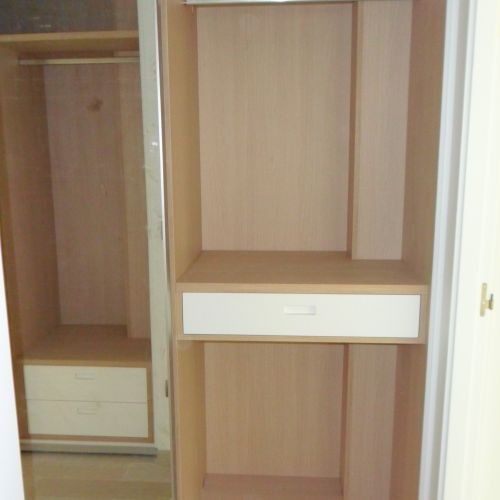 IA59 INTERIOR COLUMNA CAJEADA Y CAJON VOLADO