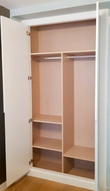 IA213 INTERIOR MELAMINADO BARRAS Y BALDAS