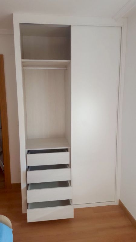 IA81 INTERIOR OREGON SIENA CAJONERA   R. CORTA