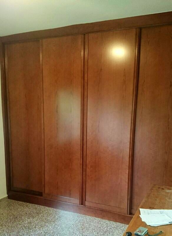 FC126 FRENTE CORREDERO CEREZO TEÑIDO LISO. PERFILES CEREZO TEÑIDO